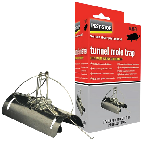 Mole trap with tunnel